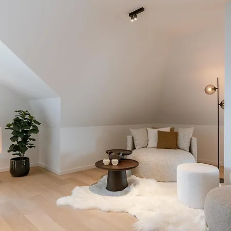 Huswell - Luxury Penthouse At The Port With Parking דירה