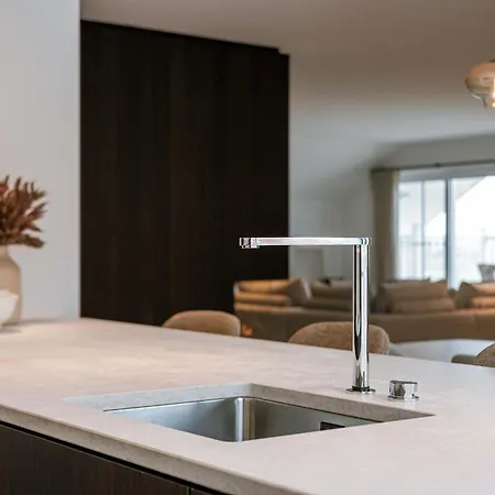 Huswell - Luxury Penthouse At The Port With Parking דירה *